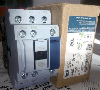 Contator de potência Weg - 25A - Bob.220V